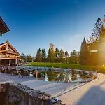 Oravsky Haj Garden & Üdülőközpont Trsztena