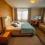 Üdülőközpont Oravsky Haj Garden & 4*