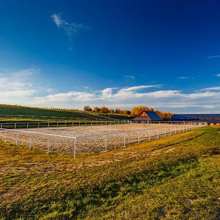 Üdülőközpont Oravsky Haj Garden & 4*